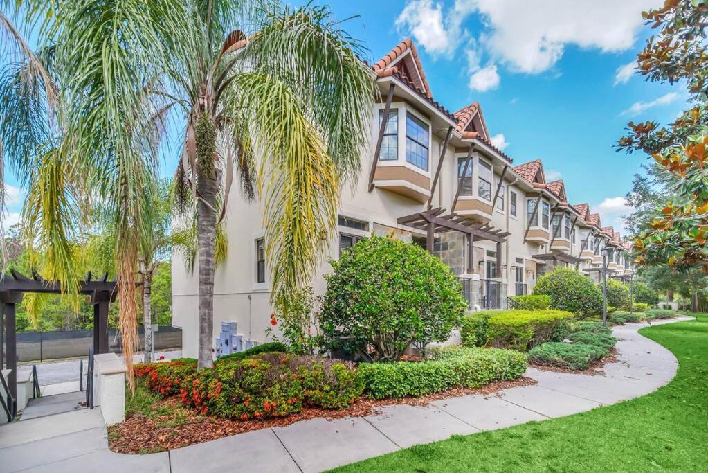 Cozy & Elegant 4Br Enchanted Townhouse - 1 Mile To Disney With Resort Pool, Gym, & Jacuzzi Orlando Esterno foto