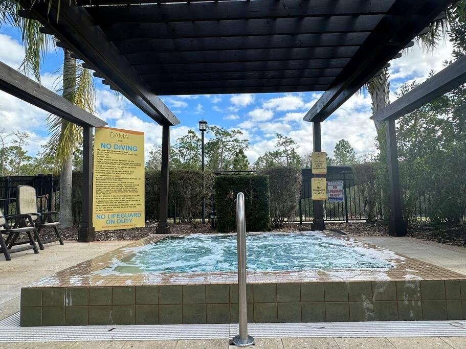 Cozy & Elegant 4Br Enchanted Townhouse - 1 Mile To Disney With Resort Pool, Gym, & Jacuzzi Orlando Esterno foto