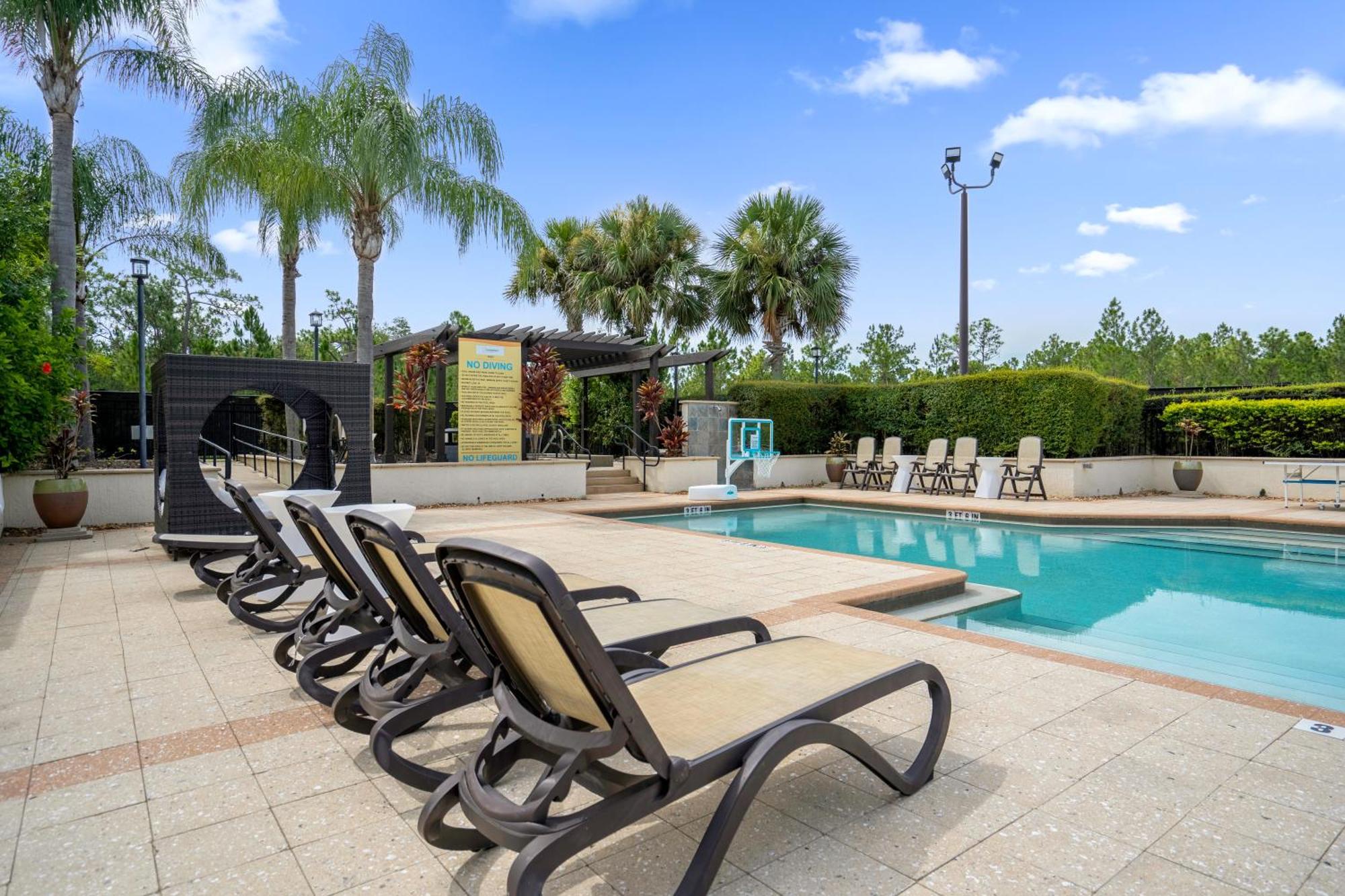 Cozy & Elegant 4Br Enchanted Townhouse - 1 Mile To Disney With Resort Pool, Gym, & Jacuzzi Orlando Esterno foto