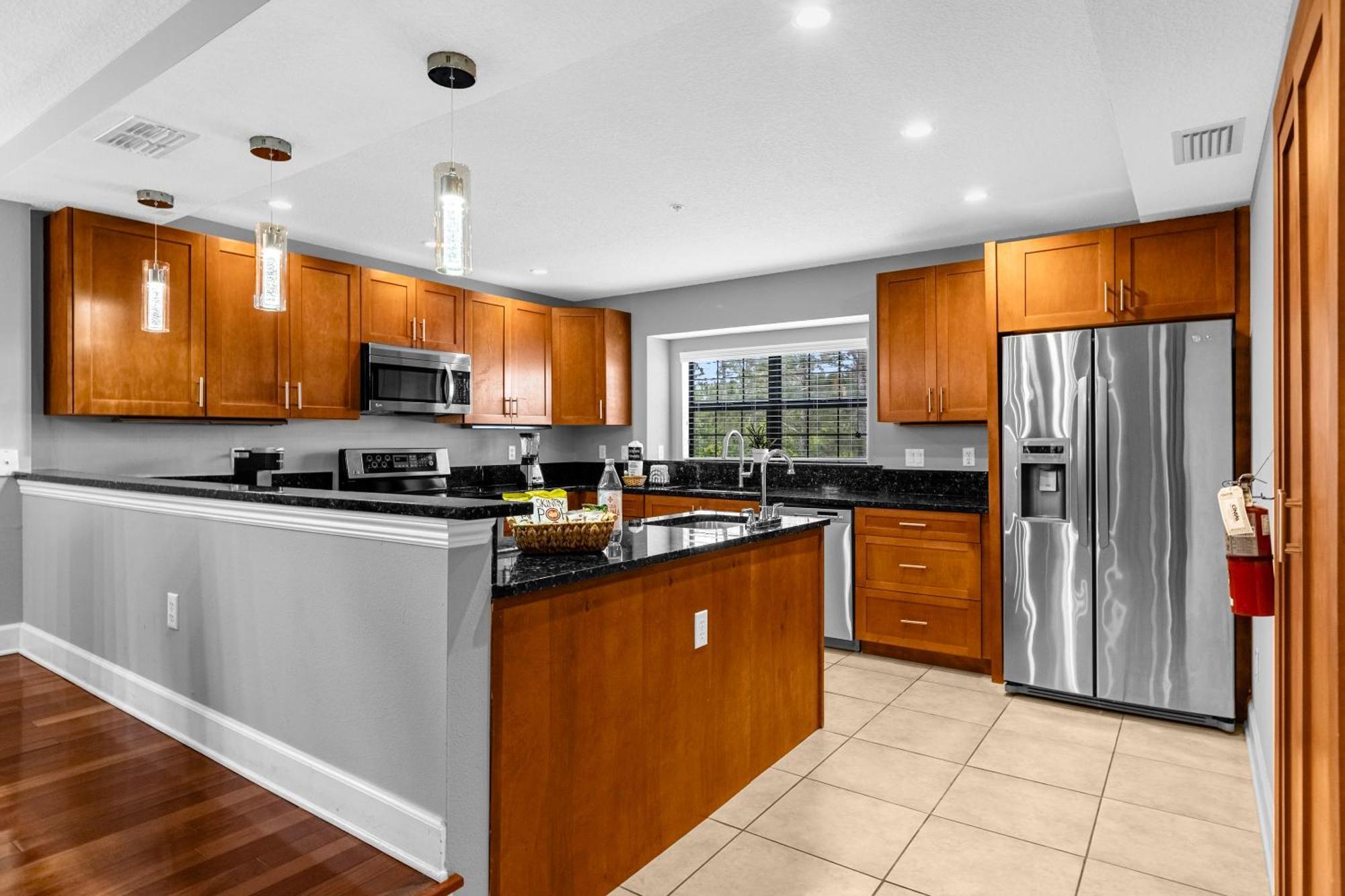 Cozy & Elegant 4Br Enchanted Townhouse - 1 Mile To Disney With Resort Pool, Gym, & Jacuzzi Orlando Esterno foto