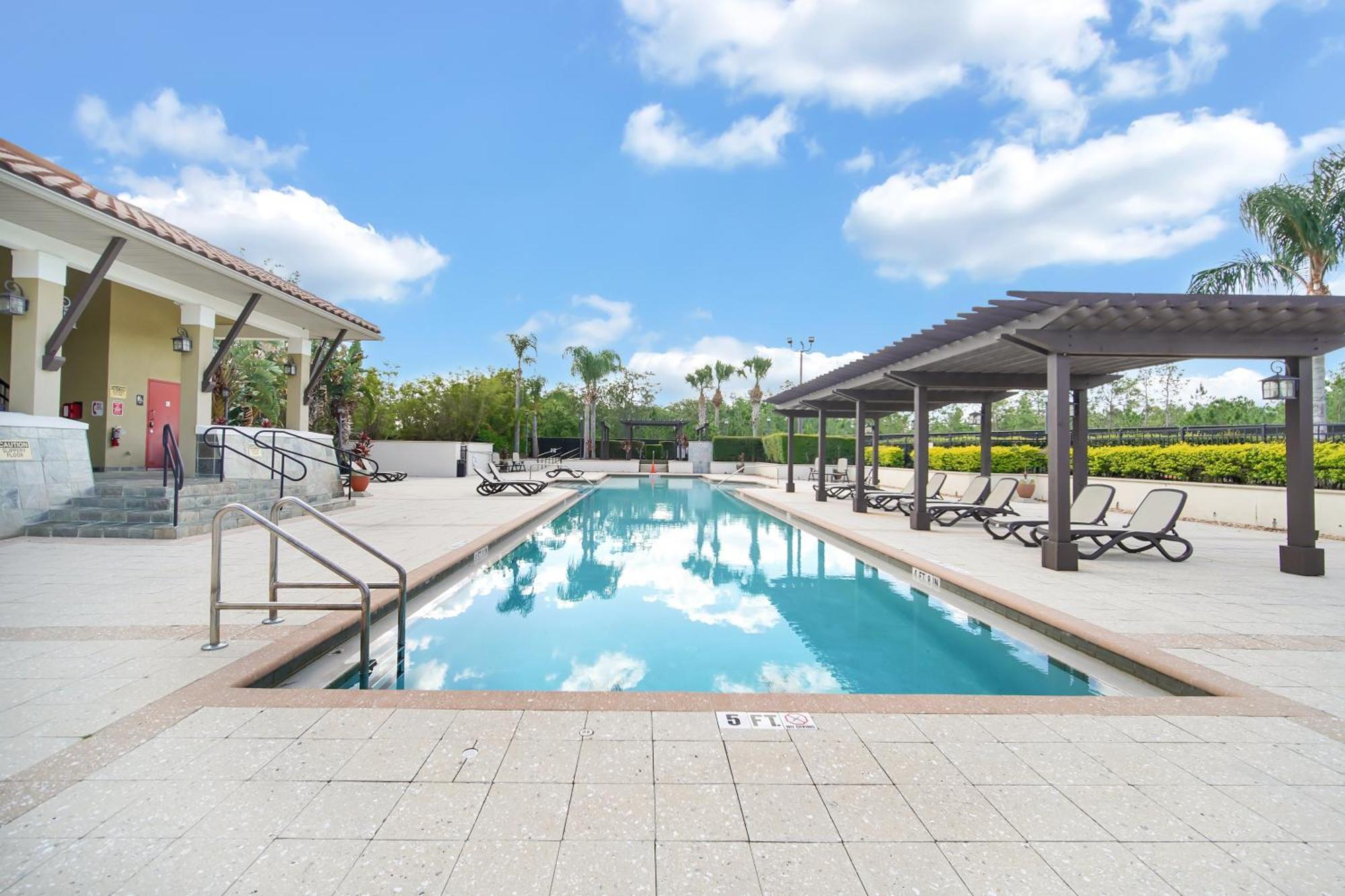 Cozy & Elegant 4Br Enchanted Townhouse - 1 Mile To Disney With Resort Pool, Gym, & Jacuzzi Orlando Esterno foto