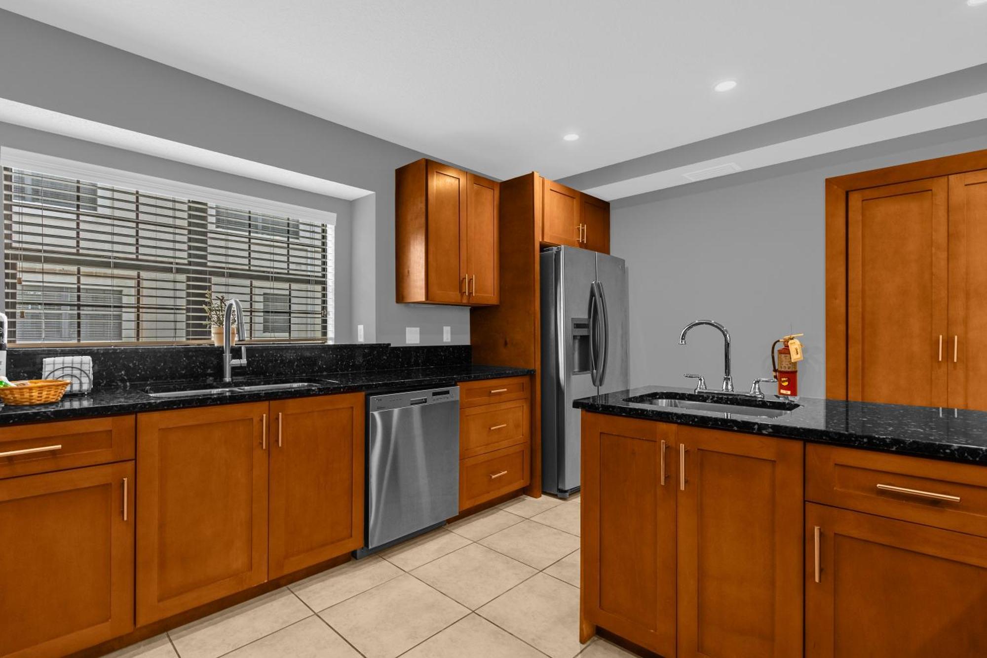 Cozy & Elegant 4Br Enchanted Townhouse - 1 Mile To Disney With Resort Pool, Gym, & Jacuzzi Orlando Esterno foto